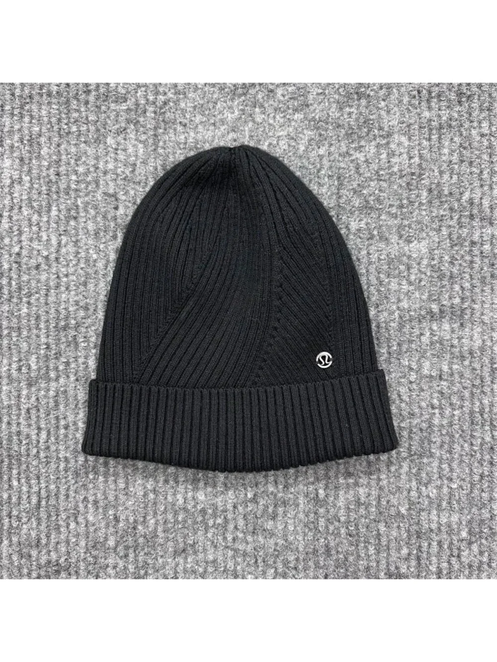 Lululemon Twist of Cozy Beanie Merino Wool Ribbed Winter Hat Cap Unisex One Size